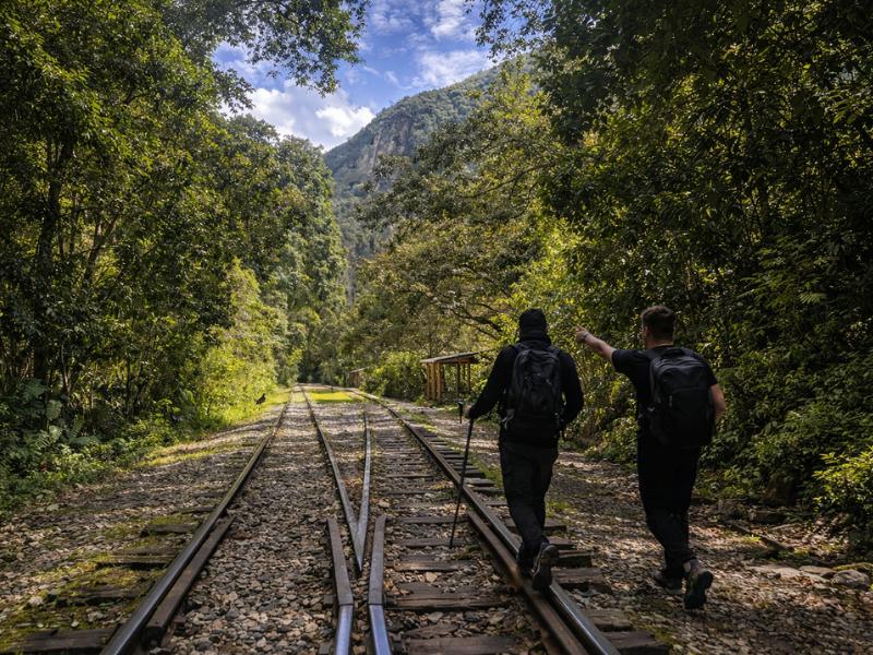 Cusco 4-Day Inca Trail to Machu Picchu with Accommodation